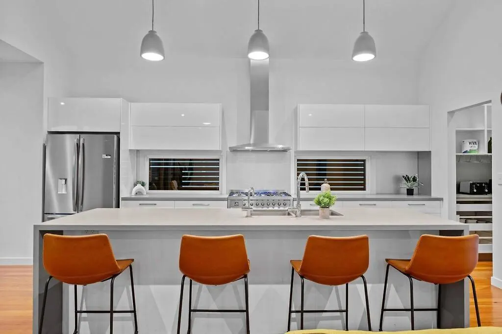 Redcliffe Cbd Family Beach House 澳大利亚